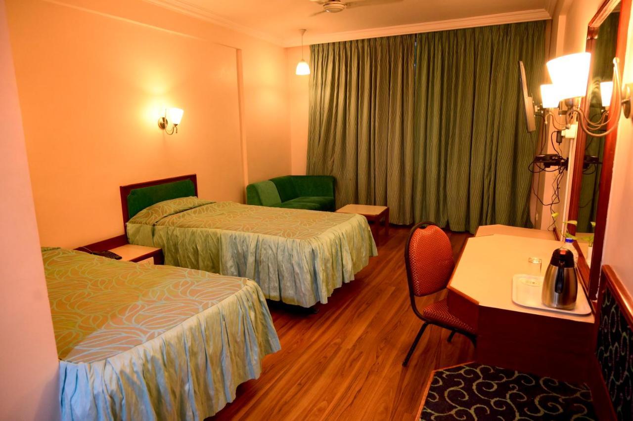 คิง คอร์ต โฮเต็ล Hotel ไมซอร์ ภายนอก รูปภาพ